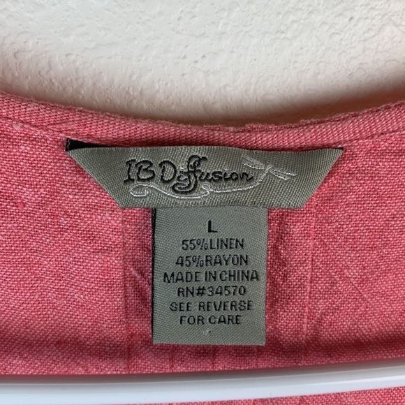 Linen blend pin tuck button down tunic short sleeve baby doll boho top EUC - Picture 6 of 7